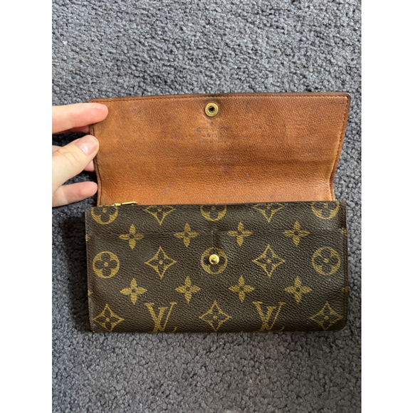 Louis Vuitton Long Credit Card Sarah Wallet - Picture 7 of 8